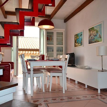 La "Casetta Rossa Del Borgo" Tropea Exterior photo